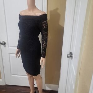 Susan‎ Roselli Elegant Black Lace Dress